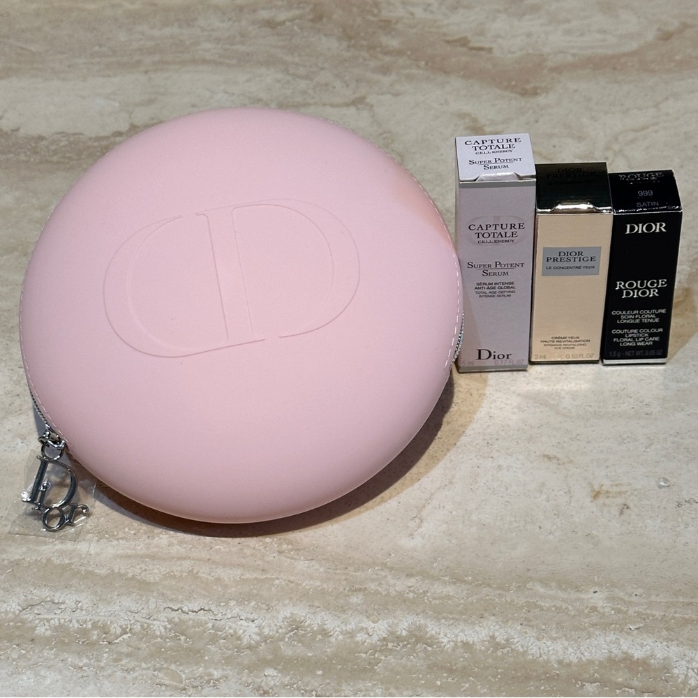Dior Beauty Pouch with 3 piece mini beauty gift set - Picture 7 of 7